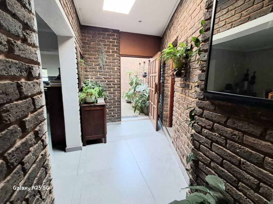 3 Bedroom Property for Sale in Vaalpark Free State